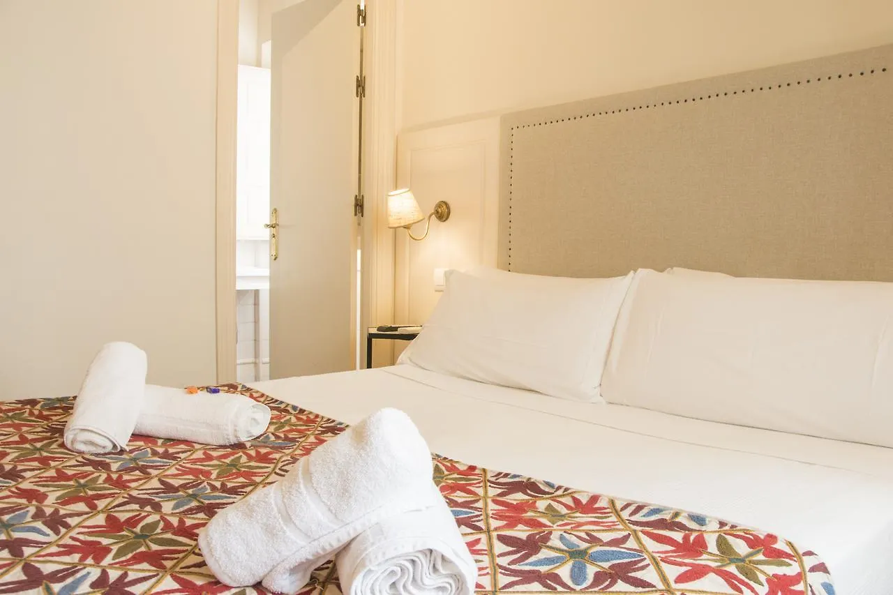 Hostal Callejon Del Agua Seville Guest house